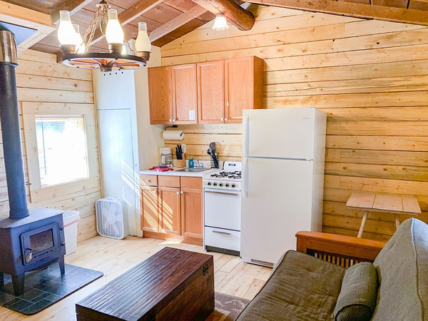 Across River Cabins Pet Friendly Photo 3